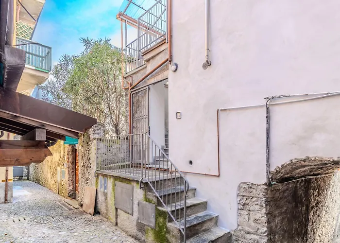 Dema-1 By Interhome Mezzegra