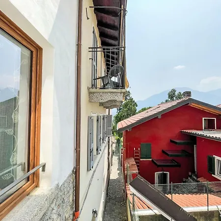 Dema-1 By Interhome Mezzegra